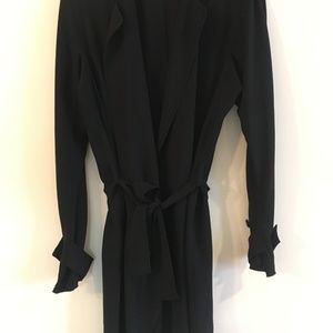 Wilfred (Aritzia) lightweight trench/robe jacket
